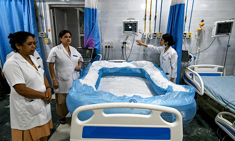 At least 24 dead in eastern India as temperatures soar At least 24 dead in eastern India as temperatures soar