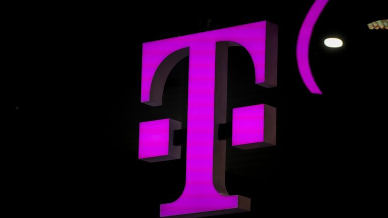 T-Mobile to buy almost all of U.S Cellular in deal worth $4.4 billion with debt