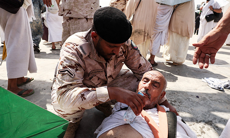 Hajj pilgrims urged to avoid peak sun hours as 2,764 Hajj pilgrims urged to avoid peak sun hours as 2,764 heat stress cases reported
