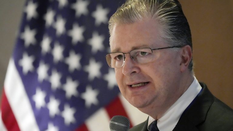 A U.S. envoy visits Hanoi days after Putin, saying US-Vietnam trust is at ‘all-time high’