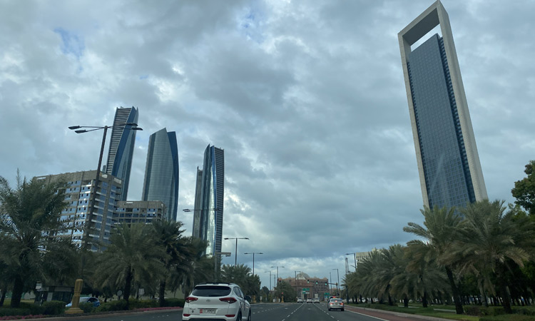 Rain, drop in temperature likely from Monday to Thursday: UAE Rain, drop in temperature likely from Monday to Thursday: UAE weather agency