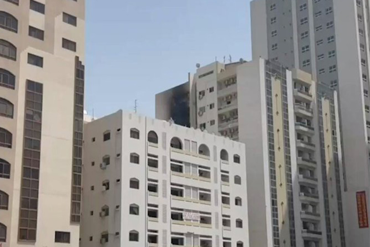 Residents evacuated to safety after fire breaks out in Sharjah Residents evacuated to safety after fire breaks out in Sharjah building