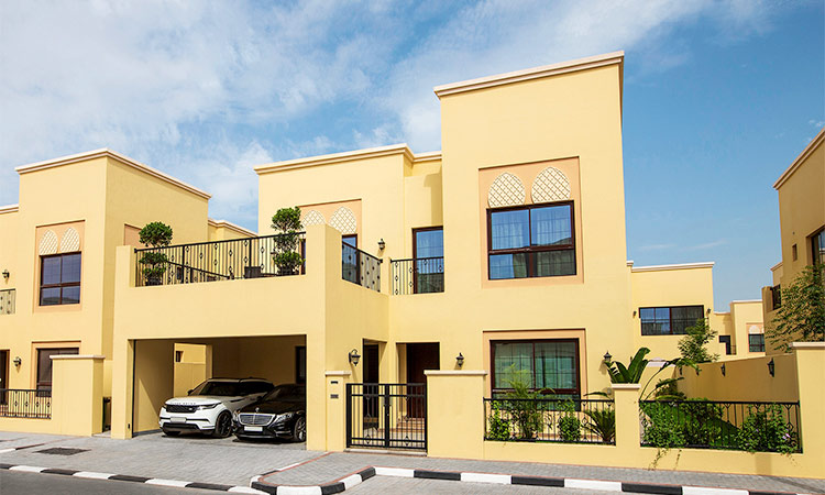 UAE residents must have at least Dhs10,000 monthly income, housing UAE residents must have at least Dhs10,000 monthly income, housing to sponsor 5 relatives
