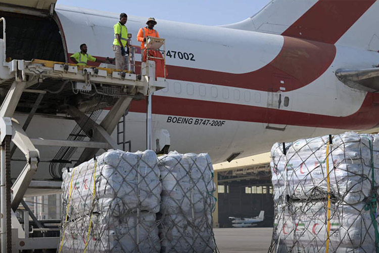 UAE sends another plane carrying 90 tonnes of food aid UAE sends another plane carrying 90 tonnes of food aid for Palestinians in Gaza