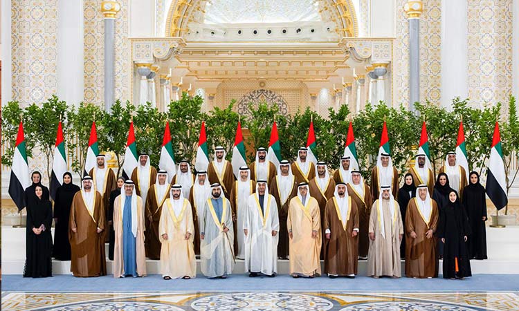 UAE President swears in new ministers including Sheikh Hamdan UAE President swears in new ministers including Sheikh Hamdan