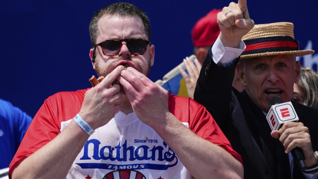 Bertoletti, Sudo win top dog honors at Nathan’s Famous power-eating contest, absent longtime champ