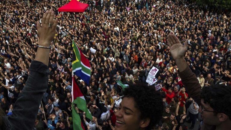 Candidates in pivotal French legislative elections make final push in torrid campaign ahead of vote