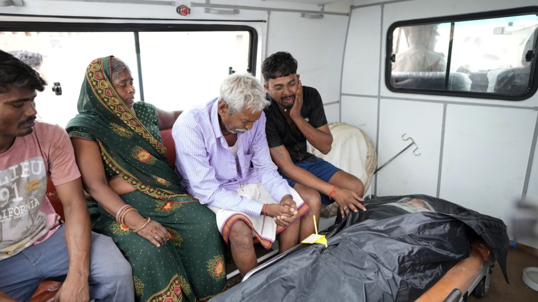 Massive overcrowding, lack of exits and slippery mud contributed to Massive overcrowding, lack of exits and slippery mud contributed to deadly stampede in India