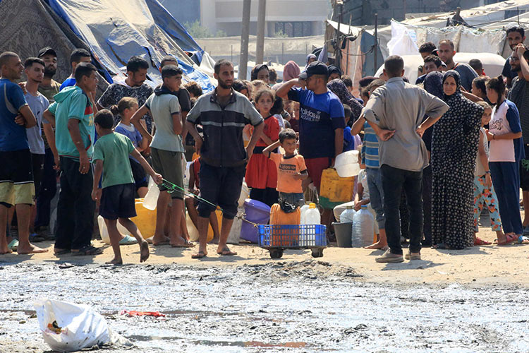 WHO sees 'high risk' of polio virus spreading across Gaza WHO sees 'high risk' of polio virus spreading across Gaza
