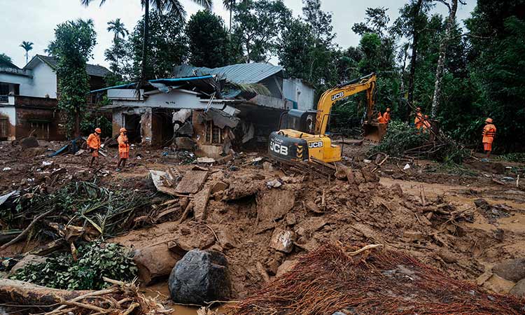 Four found alive in remote area days after deadly Kerala Four found alive in remote area days after deadly Kerala landslides