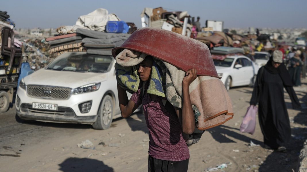 Israeli troops launch a new assault into Gaza’s Khan Younis as mediators push for cease-fire talks