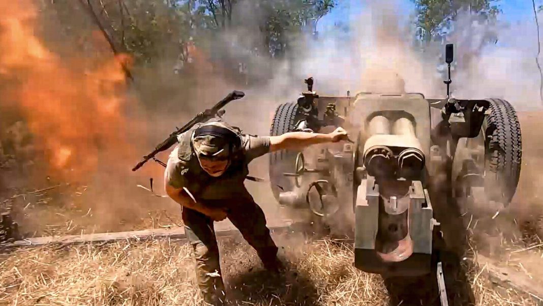 Moscow and Kyiv swap prisoners of war as Ukraine marks independence anniversary