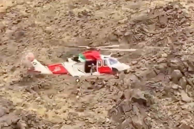 National Guard airlifts Emirati injured in traffic accident in Oman National Guard airlifts Emirati injured in traffic accident in Oman
