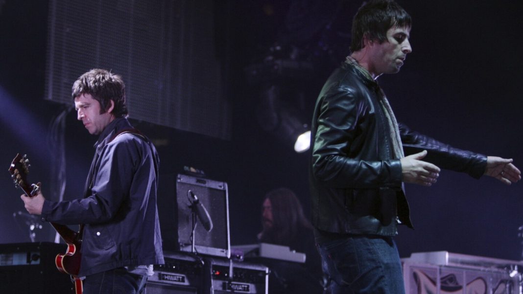 Oasis reunites for tour and ends a 15-year hiatus during Oasis reunites for tour and ends a 15-year hiatus during Gallagher brothers’ feud