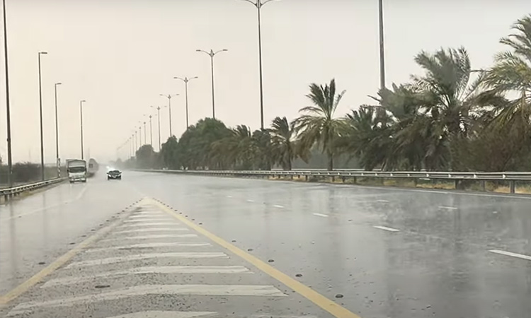 Parts of UAE witness light rain, drop in temperature Parts of UAE witness light rain, drop in temperature