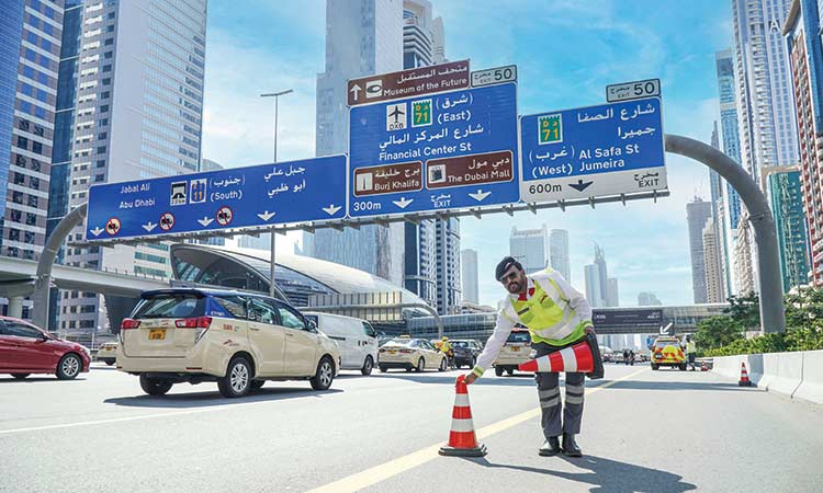 RTA warns motorists of traffic delays on key roads in RTA warns motorists of traffic delays on key roads in Dubai