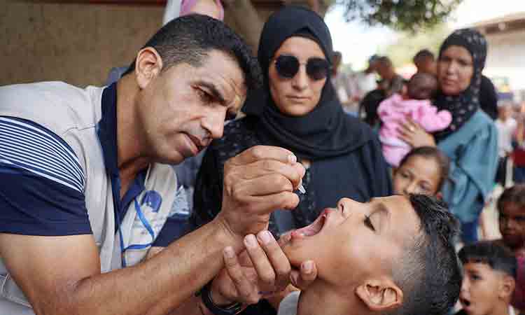 Parents in war-torn Gaza rush to vaccinate children against polio Parents in war-torn Gaza rush to vaccinate children against polio