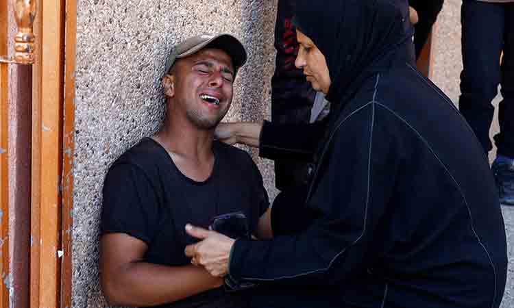 Israeli strikes in Gaza kill 61 Palestinians in a day Israeli strikes in Gaza kill 61 Palestinians in a day as UN pursues vaccinations