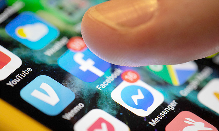 Australia plans social media minimum age limit, angering youth digital Australia plans social media minimum age limit, angering youth digital advocates