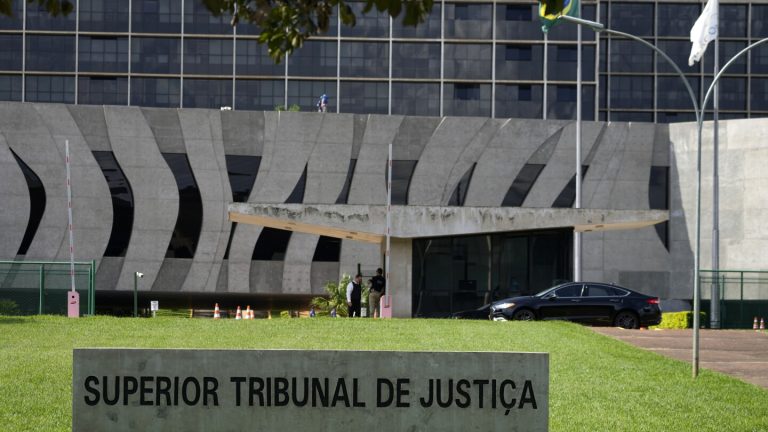 Brazil Supreme Court panel upholds judge’s decision to block X nationwide