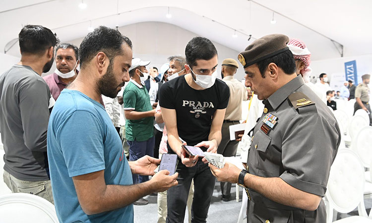 Dubai receives 1,000 people to rectify their status on the Dubai receives 1,000 people to rectify their status on the first day of the amnesty
