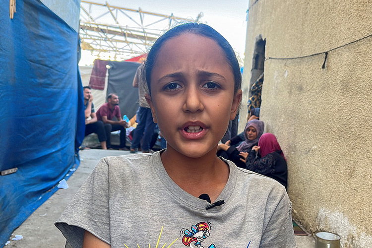 Gaza schoolgirl longs to return to class as war disrupts Gaza schoolgirl longs to return to class as war disrupts new academic year