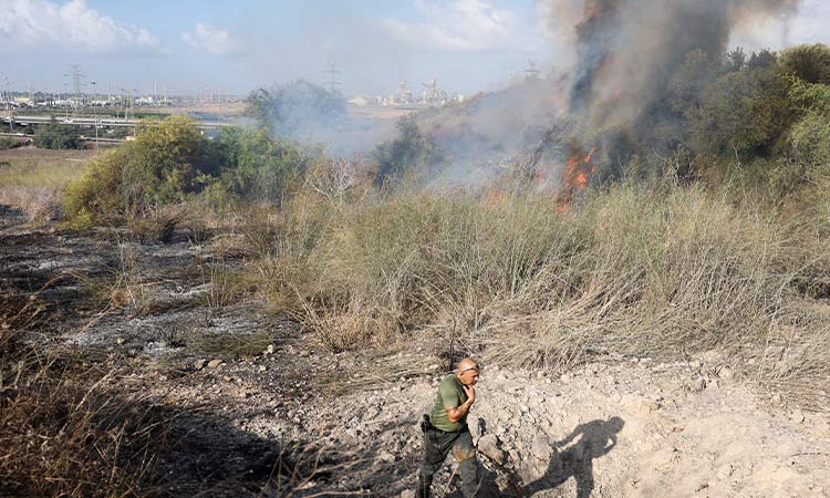 Missile fired from Yemen set off sirens in central Israel Missile fired from Yemen set off sirens in central Israel