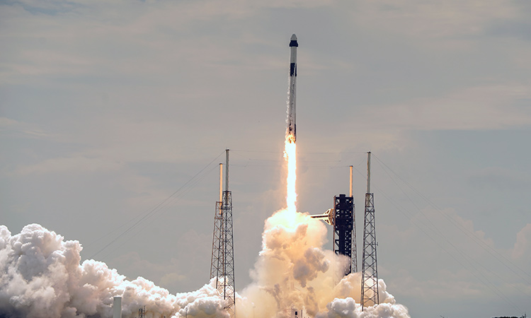 SpaceX launches rescue mission for nasa astronauts SpaceX launches rescue mission for nasa astronauts