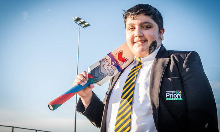 Umar Mahmood, Freddie Flintoff’s 'Field of Dreams' teenage star, dies Umar Mahmood, Freddie Flintoff’s 'Field of Dreams' teenage star, dies in car crash