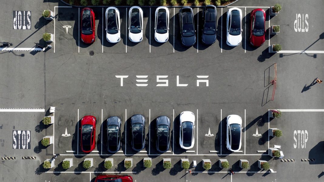 US agency says Tesla’s public statements imply that its vehicles US agency says Tesla’s public statements imply that its vehicles can drive themselves. They can’t